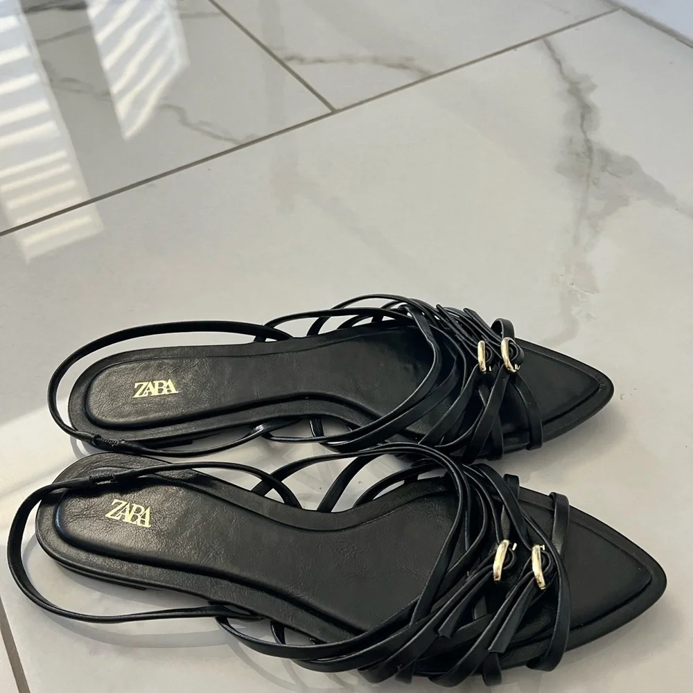 Zara Black Strappy Pointed-Toe Slingback Sandals with Gold Accents Sz 38 (7.5) - Picture 2 of 3